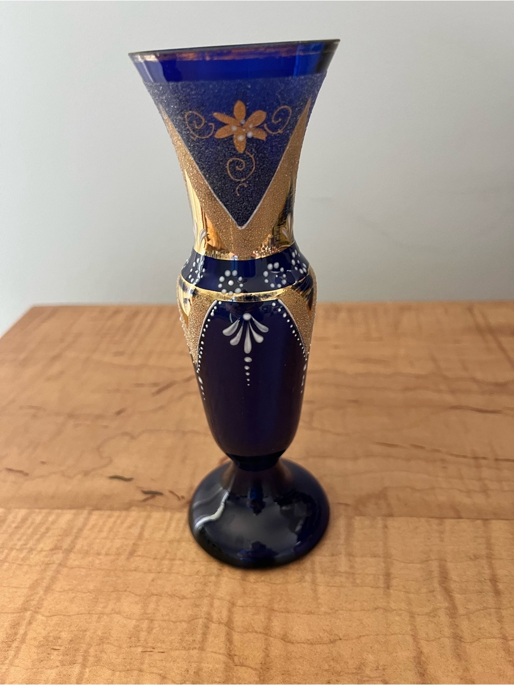 vintage Bohemian or Czech-style cobalt blue art glass with gold gilding bud vase